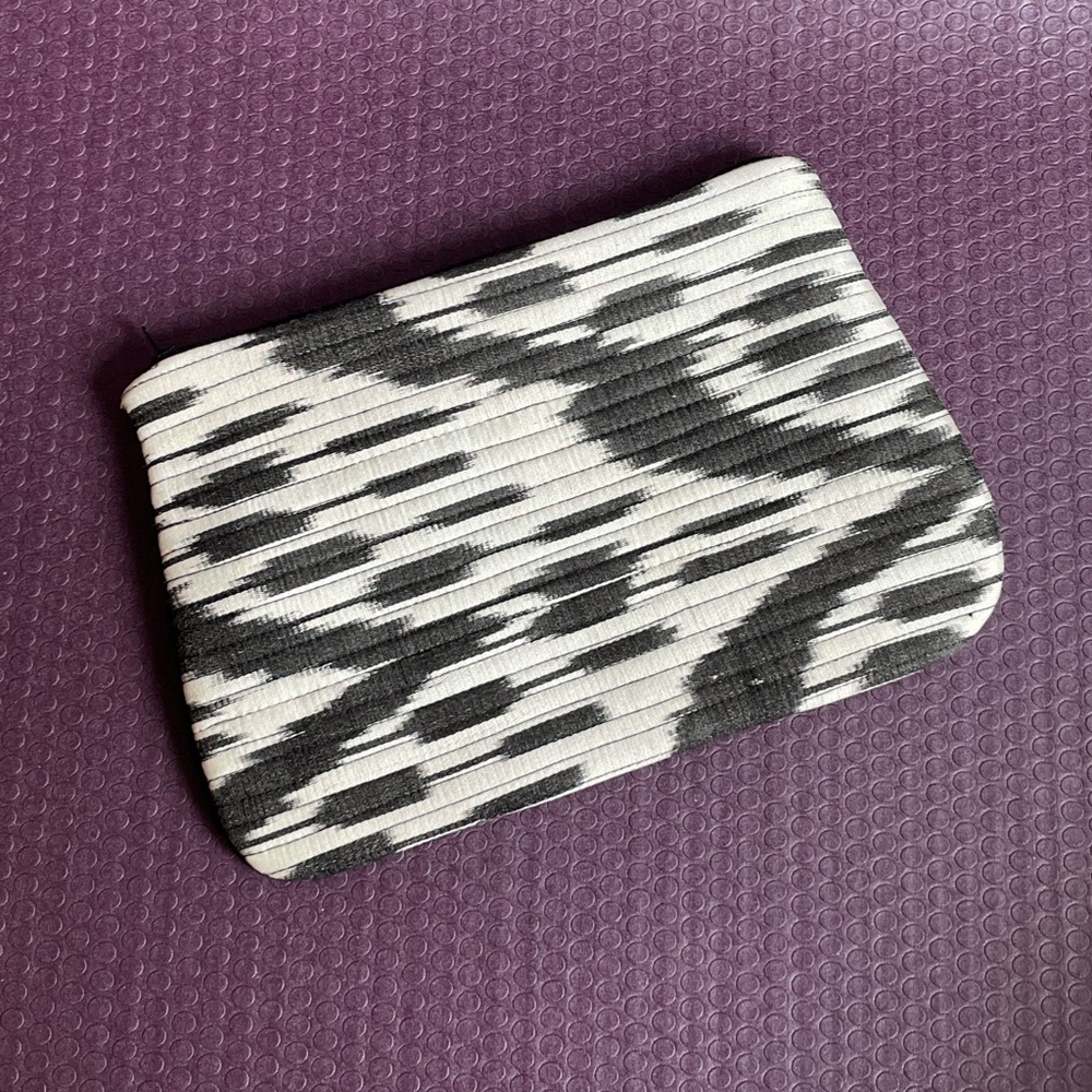 Silk quilted ikat clutch